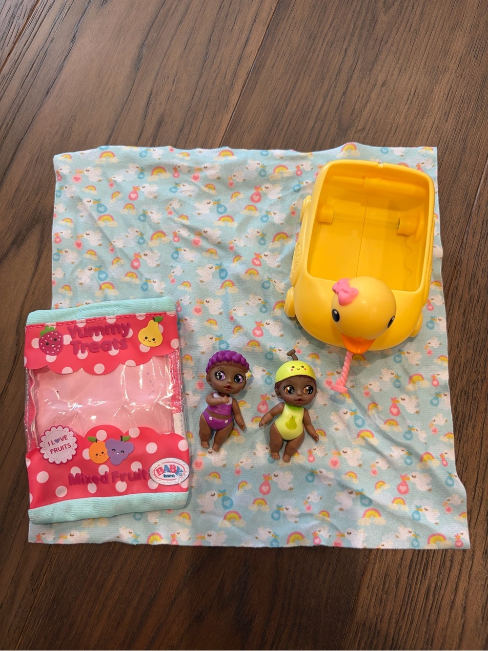 BABY born Surprise Mini Babies Yummy Treats Mixed Fruit Twins & Duck